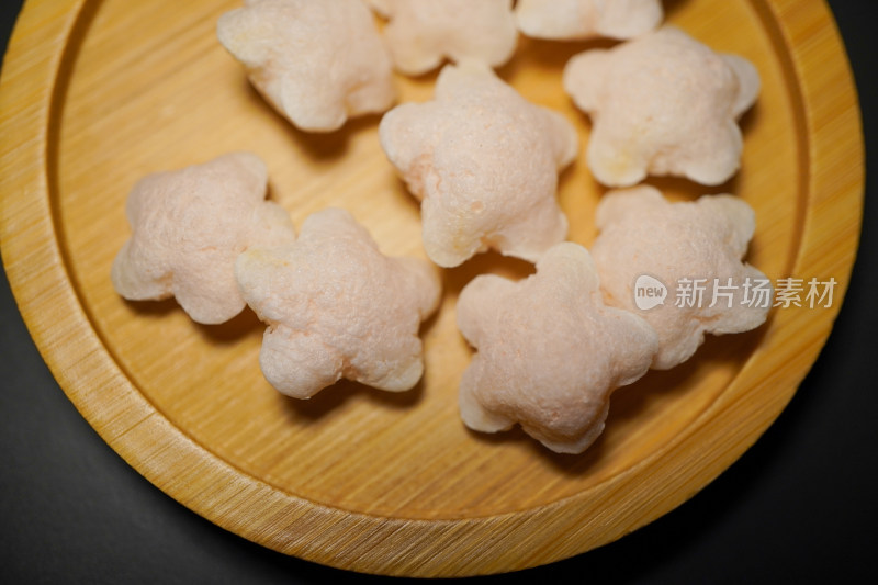 星星泡芙儿童饼干卡通饼干零食实拍