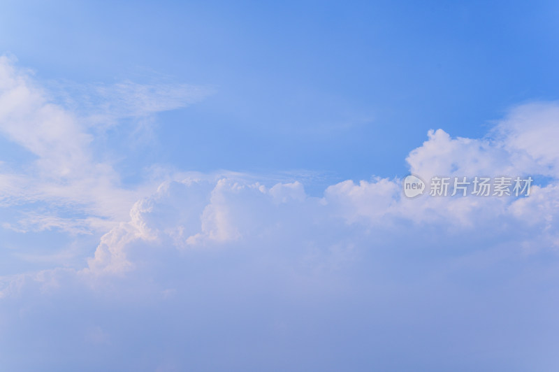 天空蓝天流动的白云时间流逝