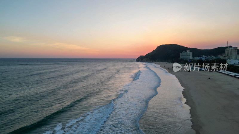 航拍广东阳江海陵岛大角湾海滨浴场