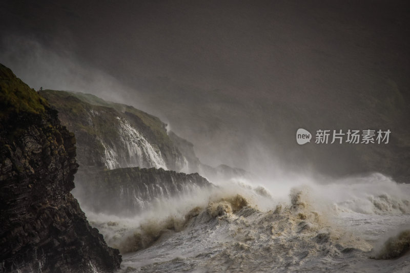 海浪波涛汹涌浪花巨浪浪潮汹涌