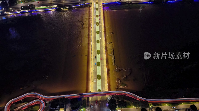 四川德阳绵阳河凯江路大桥夜景航拍图