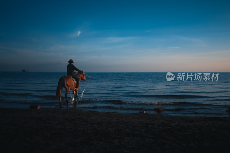 青海省 青海湖景区 夏季日出