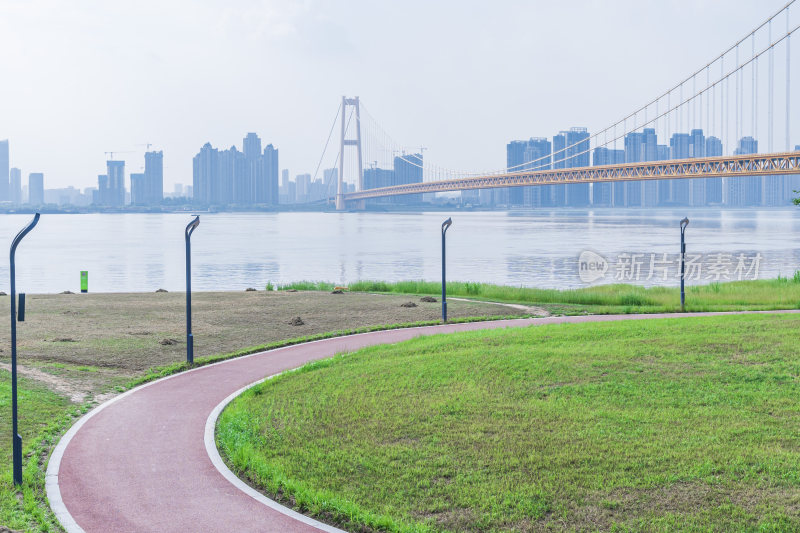 武汉洪山江滩公园风景