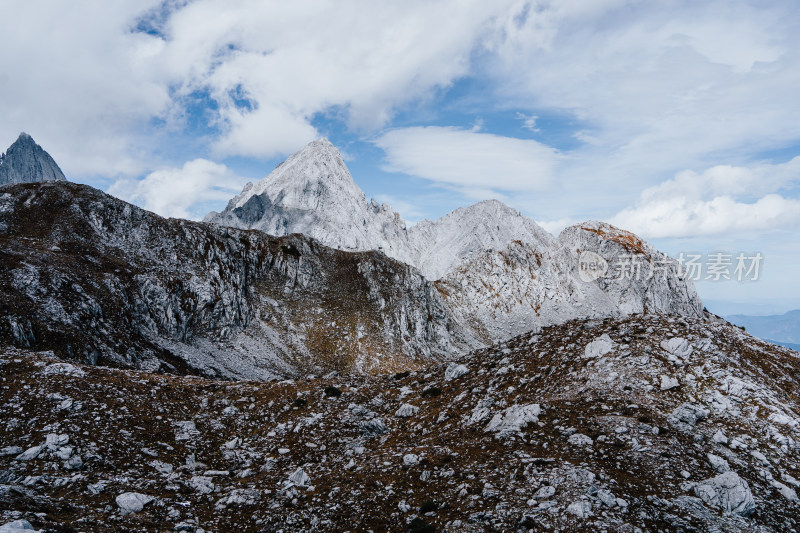 丽江玉龙雪山大峡谷