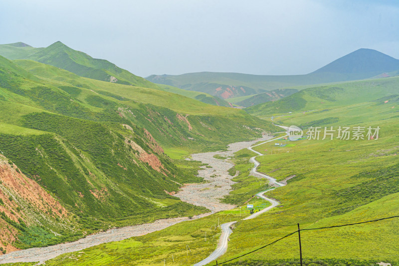 青海祁连山国家公园，高山草原牧场