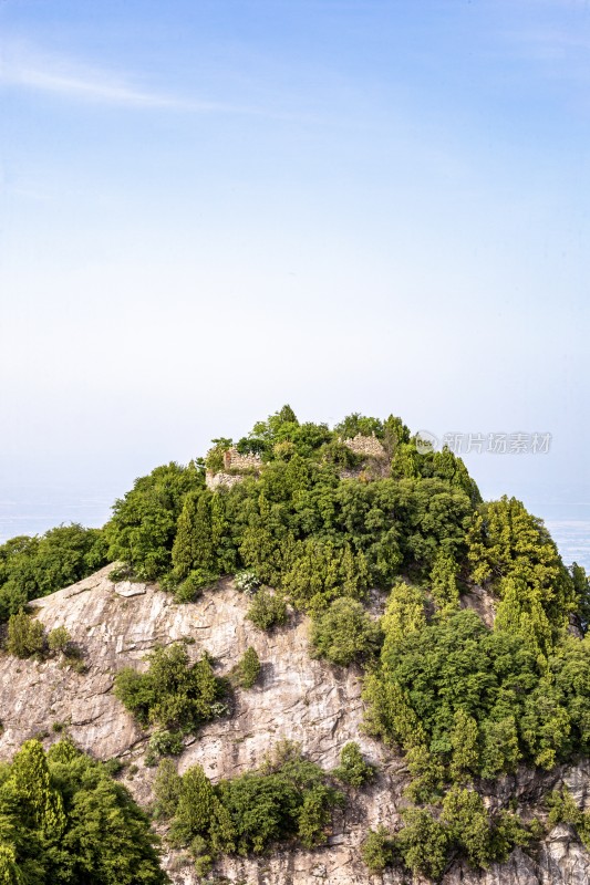 西安秦岭终南山南五台山顶古建筑俯瞰全景