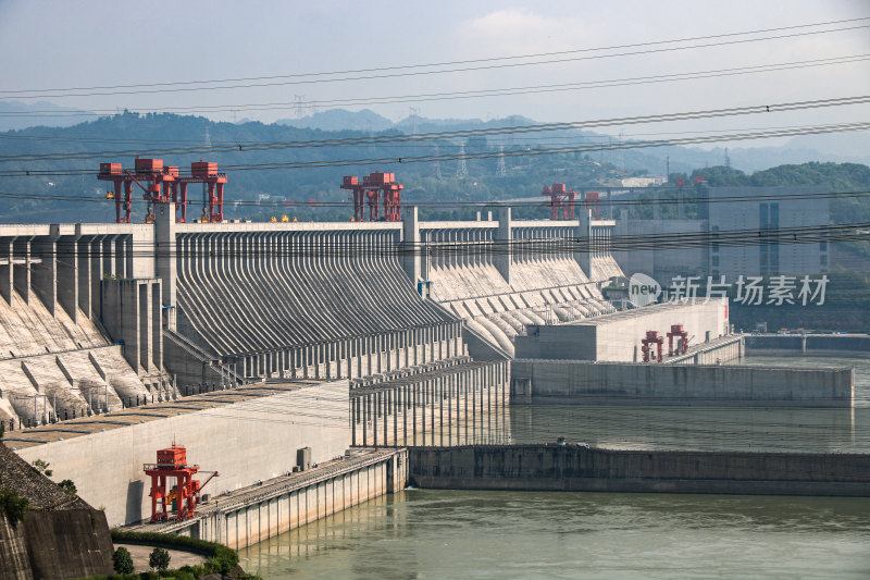 中堡岛主题公园视角下的三峡大坝