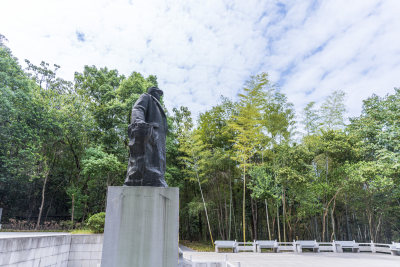 武汉江夏区熊廷弼公园项英广场风景