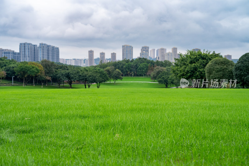 重庆市渝北区中央公园与城市建筑