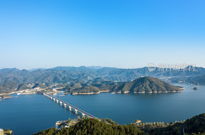 航拍杭州千岛湖景区