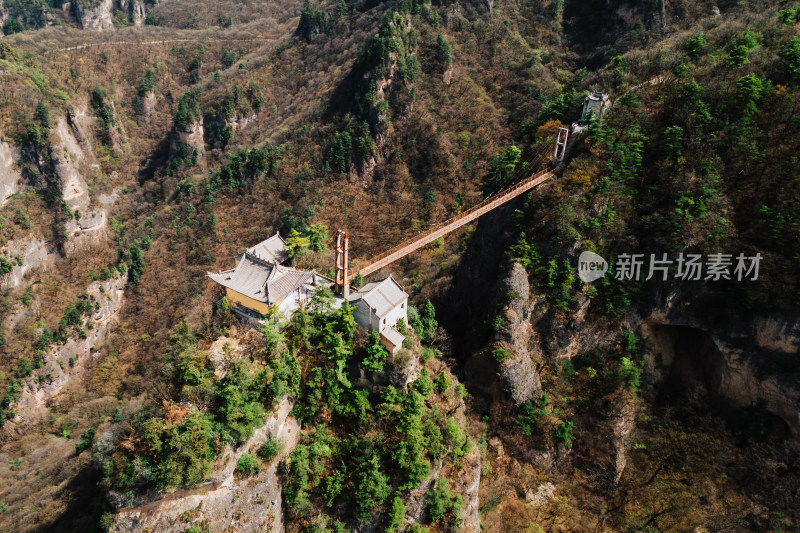 平凉市崆峒通天桥天台山