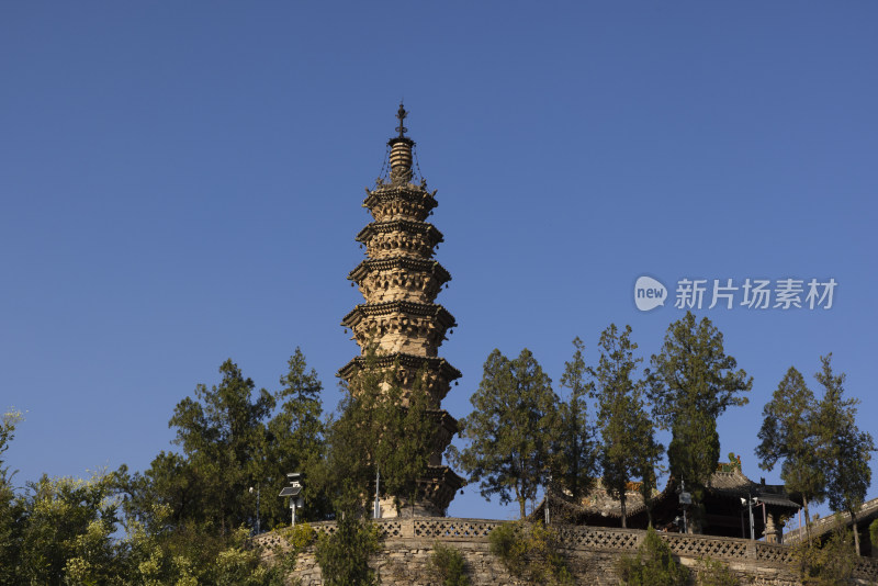 山西长治浊漳河谷原起寺青龙宝塔