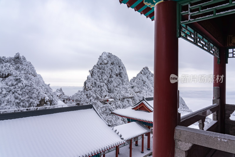 河南老君山冬季大雪古建筑航拍