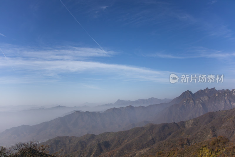 北京慕田峪秋日山脉壮阔景色