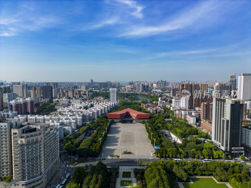 湖北武汉辛亥革命纪念馆及其旁边建筑