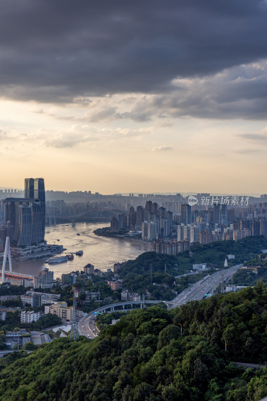 重庆城市天际线日落风景