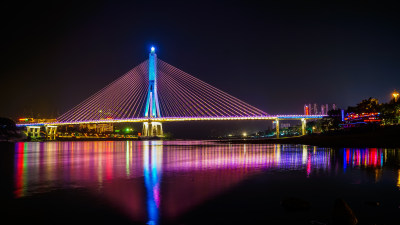 西双版纳大桥夜景