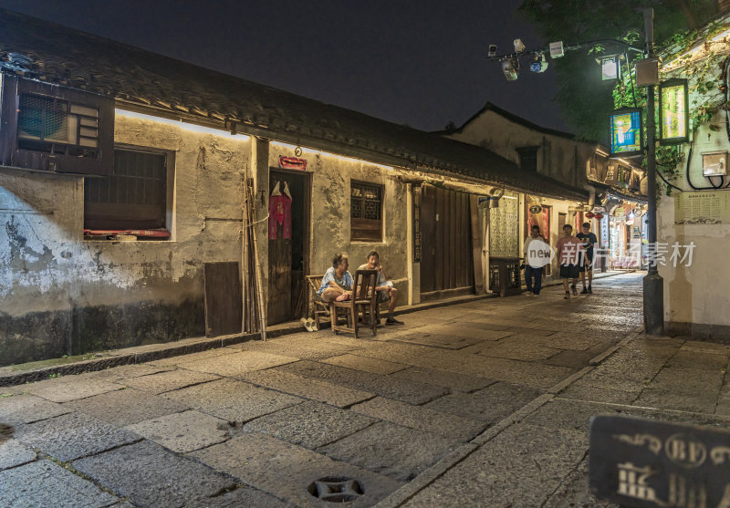 绍兴仓桥直街江南水乡夜景