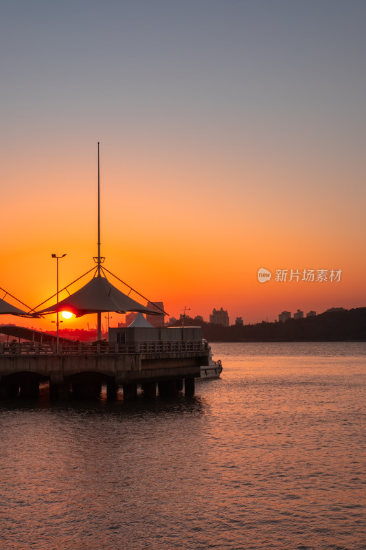 厦门码头的落日