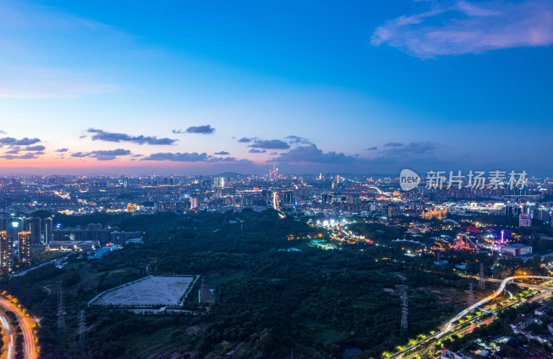 广州番禺城市建筑群与火烧云夕阳晚霞航拍