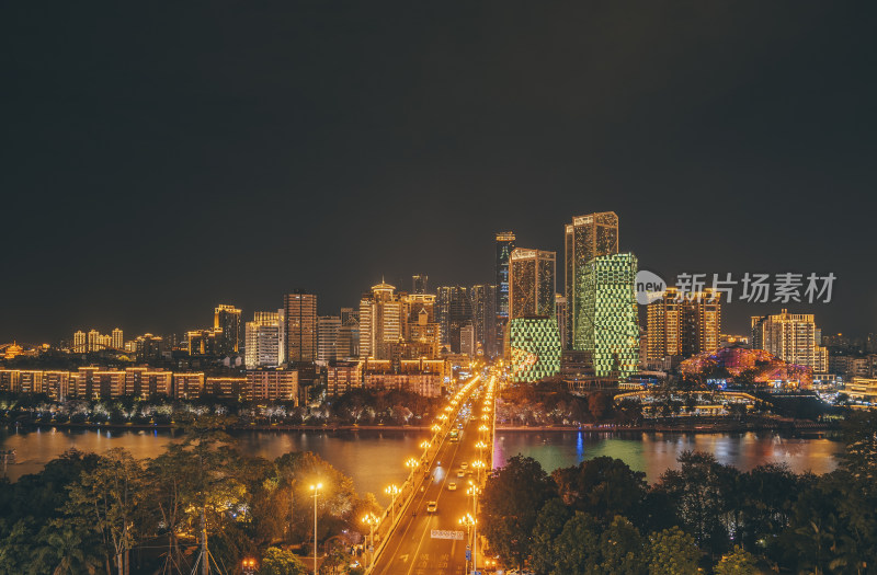 广西柳州城市夜景-柳江大桥与风晴港