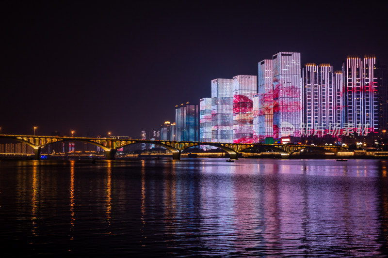 长沙市湘江夜景地标建筑灯光秀