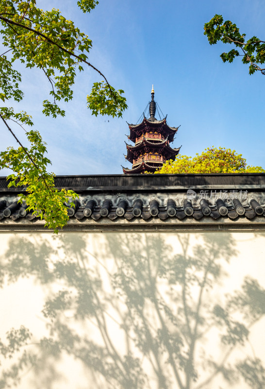 上海徐汇龙华寺龙华寺塔