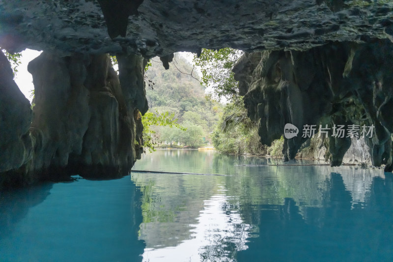 广西喀斯特地貌洞穴与地下河-柳州狼口泉