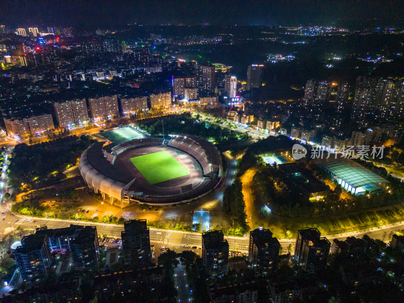 四川自贡体育中心夜景航拍图