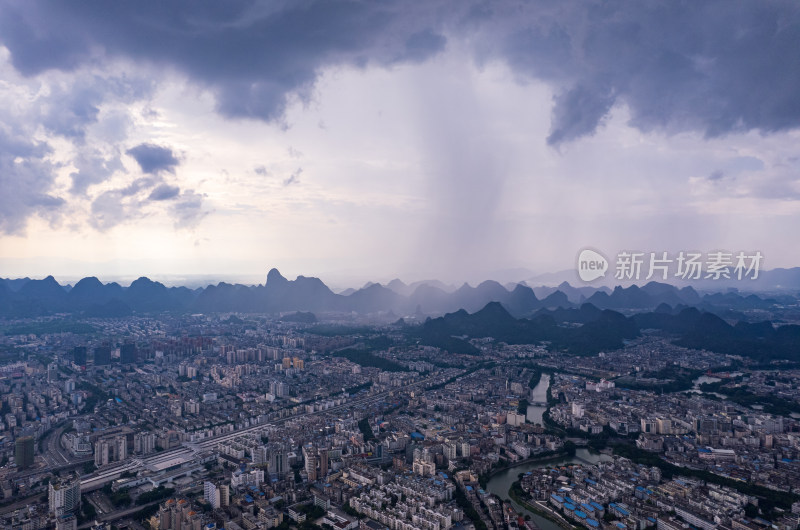 桂林漓江城市风景及自然风光日落晚霞航拍