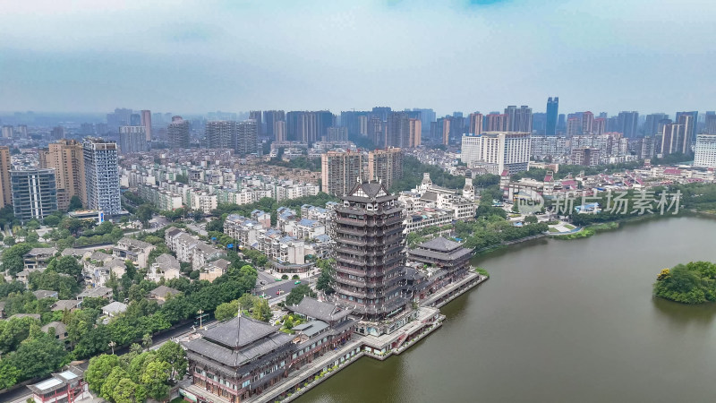 眉山城市暴雨来临乌云密布航拍图