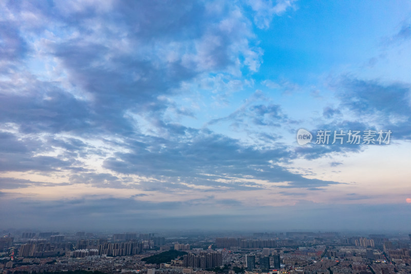 广东中山城市夕阳晚霞航拍摄影图