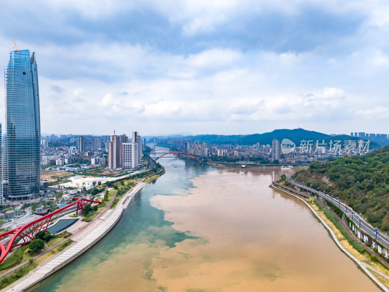 宜宾长江河流城市风光航拍图