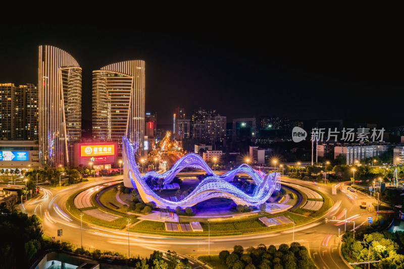 湖北武汉武昌光谷广场交通夜景