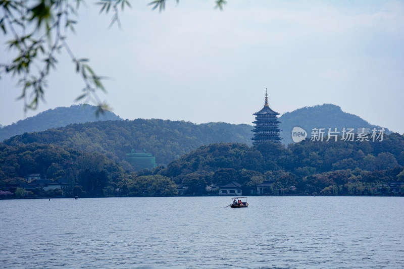 杭州西湖雷峰塔