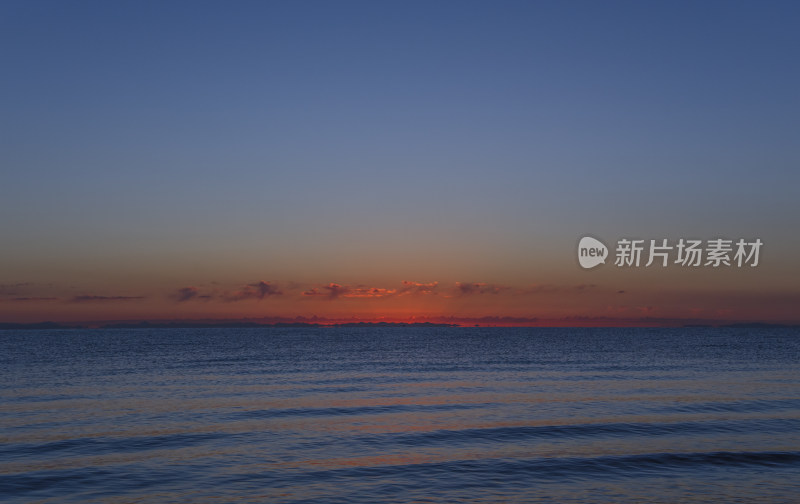 青海黑马河乡青海湖日出唯美自然风光