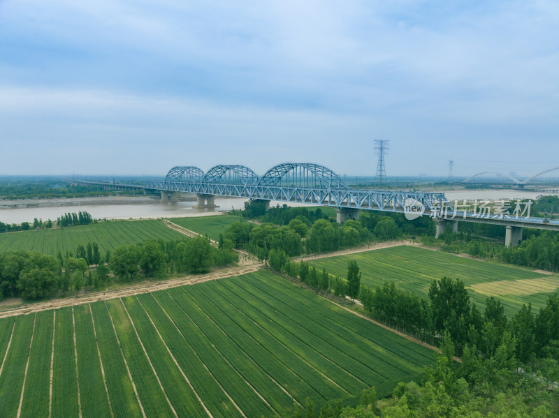 山东济南京沪高铁黄河铁路桥