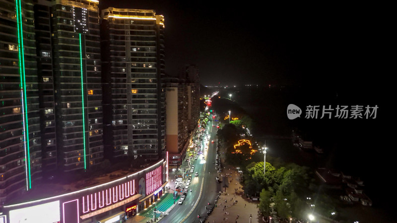 航拍湖北鄂州沿江大道夜景交通