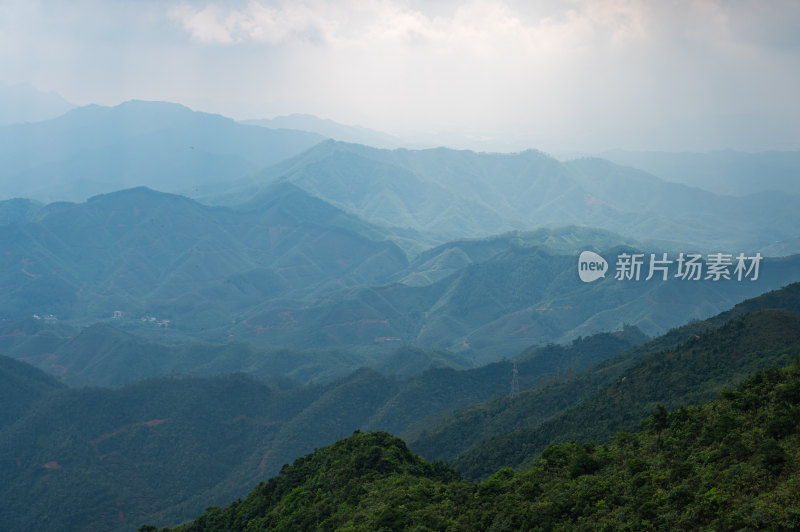 江门隆文老村风车山山顶风景