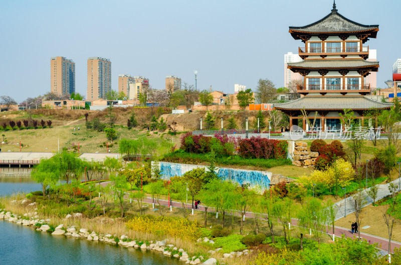 春天的渭南南湖公园湖上风景