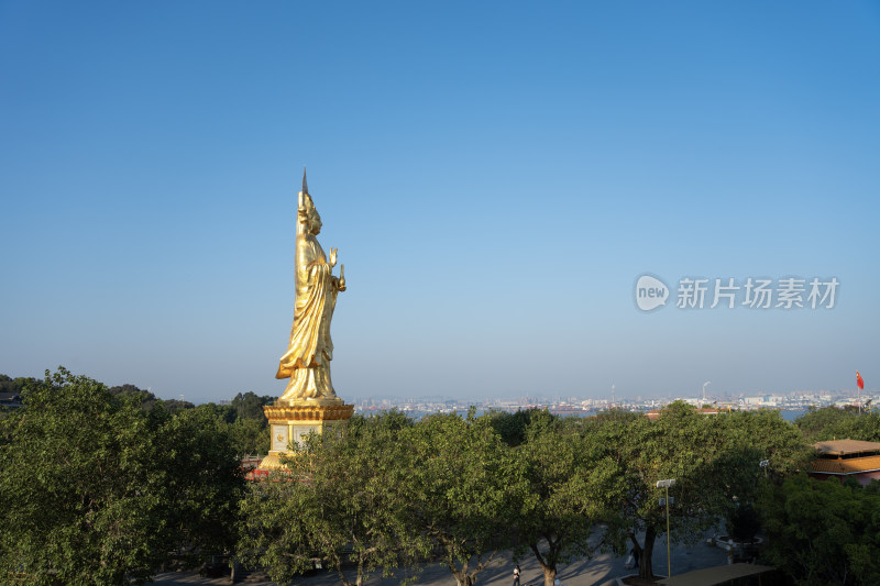 广州番禺莲花山旅游风景区观音像