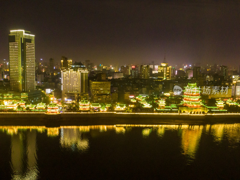 江西南昌城市地标建筑夜景灯光航拍图