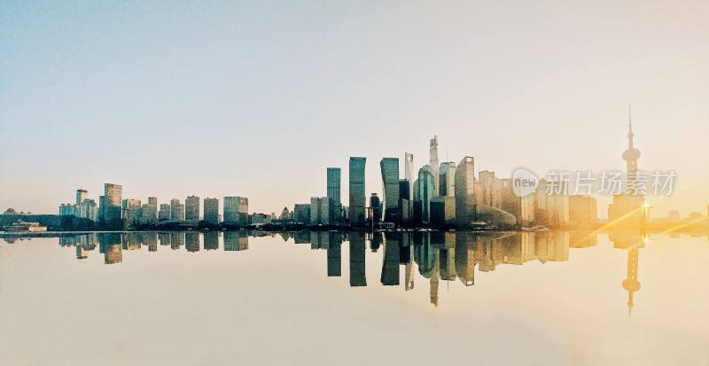 上海陆家嘴城市天际线全景