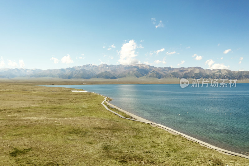 中国新疆赛里木湖夏季风景