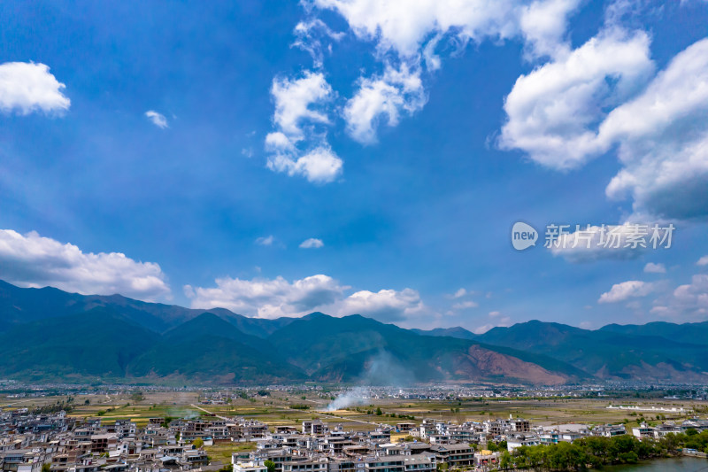 云南苍山大理古城风景航拍摄影图