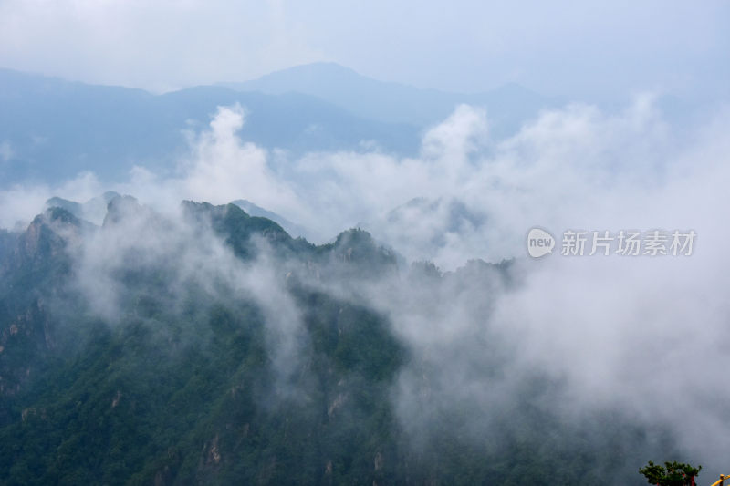 河北省栾川县老君山山顶风景