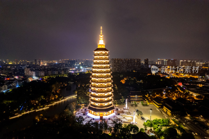 常州天宁禅寺夜景航拍图