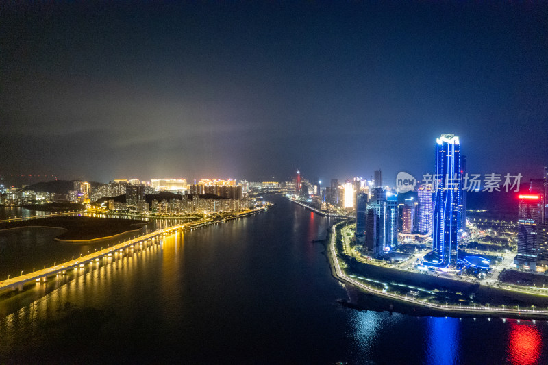 珠海澳门城市夜景灯光航拍图