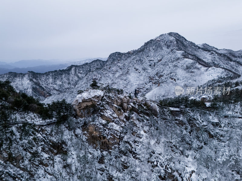 南阳老界岭冬季雪景风光