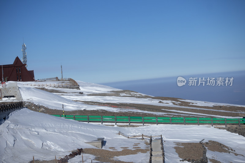 冬季长白山登山公路